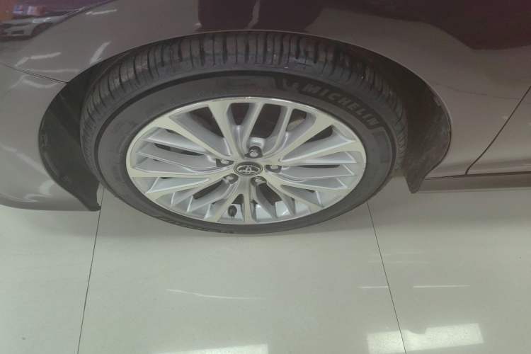 Used Toyota Camry 2018 2.5G Luxury Edition Left Front Wheel Hub