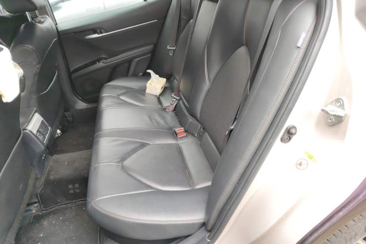 Used Toyota Camry 2018 Dual-Engine 2.5 HG Luxury Edition Left Rear Seat