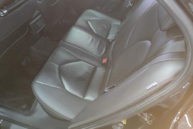 Used Toyota Camry 2018 2.5G Luxury Edition Left Rear Seat