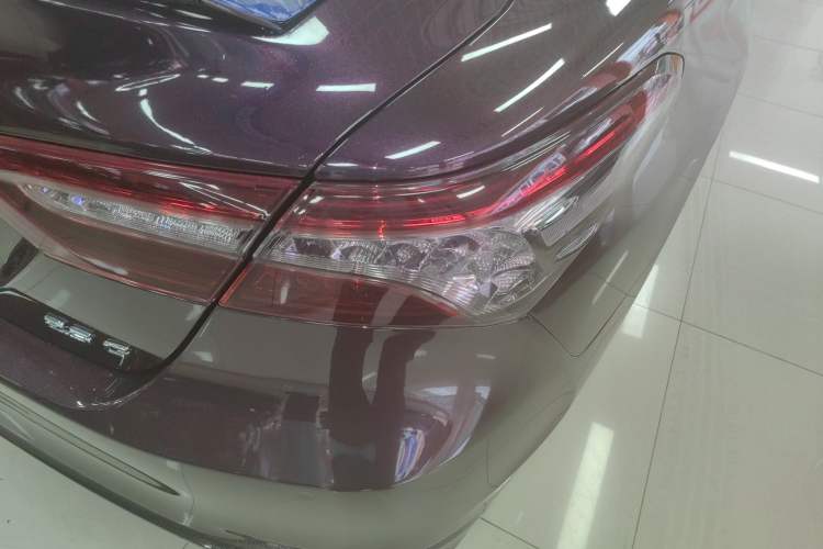 Used Toyota Camry 2018 2.5G Luxury Edition Right Rear Taillight