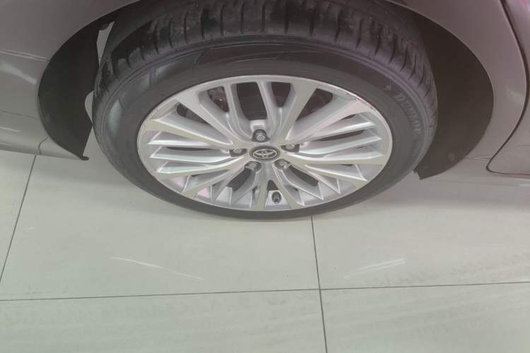 Used Toyota Camry 2018 2.5G Luxury Edition Right Rear Wheel Hub