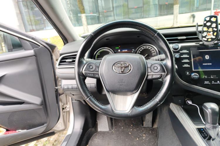 Used Toyota Camry 2018 Dual-Engine 2.5 HG Luxury Edition Steering Wheel