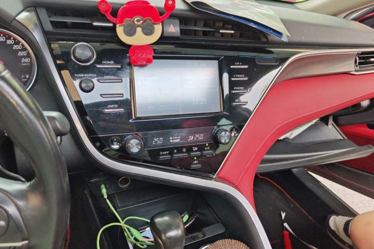 Used Toyota Camry 2018 2.5S Fēngshàng Edition Audio And AC Panel