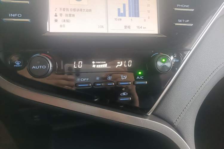 Used Toyota Camry 2018 2.5S Fēngshàng Edition Audio And AC Panel