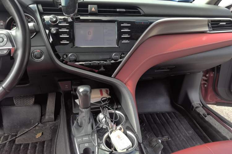 Used Toyota Camry 2018 2.5S Fēngshàng Edition Audio And AC Panel
