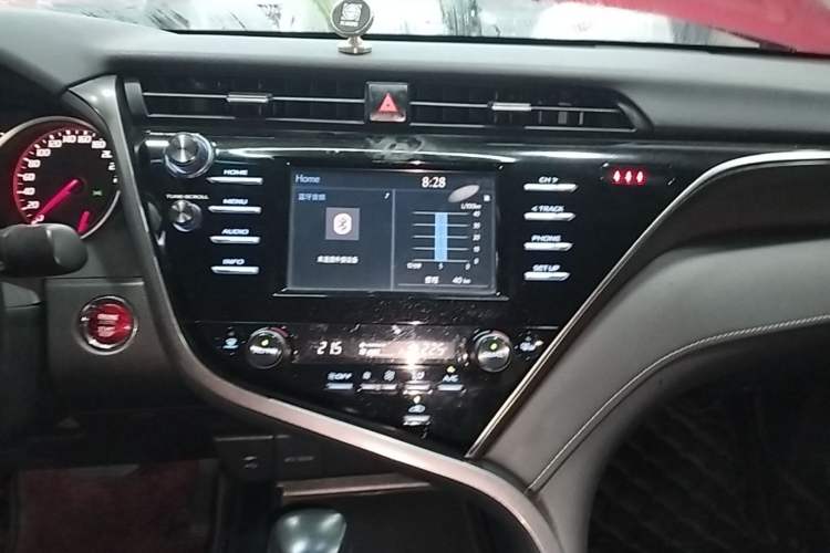 Used Toyota Camry 2018 2.5S Fēngshàng Edition Audio And AC Panel