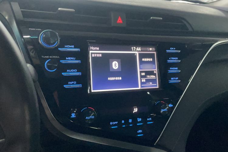 Used Toyota Camry 2018 2.5S Fēngshàng Edition Audio And AC Panel