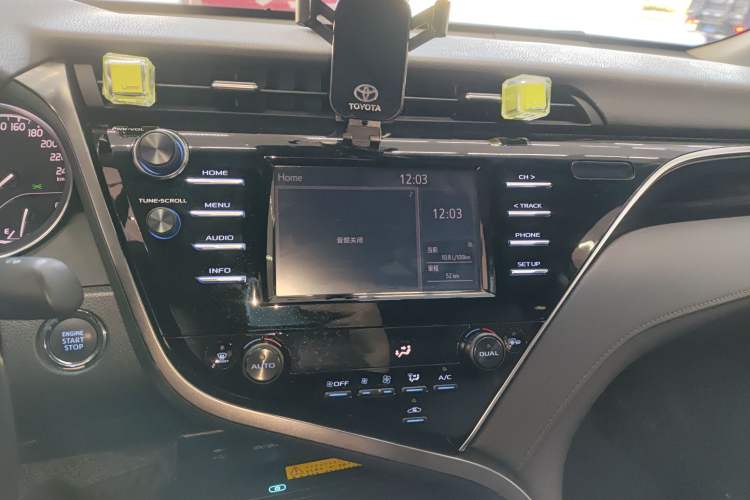 Used Toyota Camry 2018 2.0G Luxury Edition Audio And AC Panel