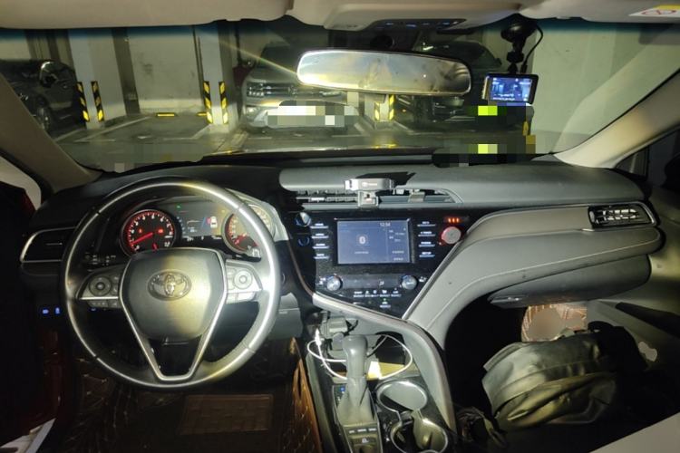Used Toyota Camry 2018 2.5S Fēngshàng Edition Center Console
