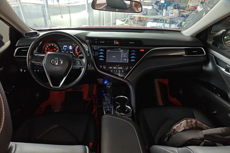Used Toyota Camry 2018 2.5S Fēngshàng Edition Center Console