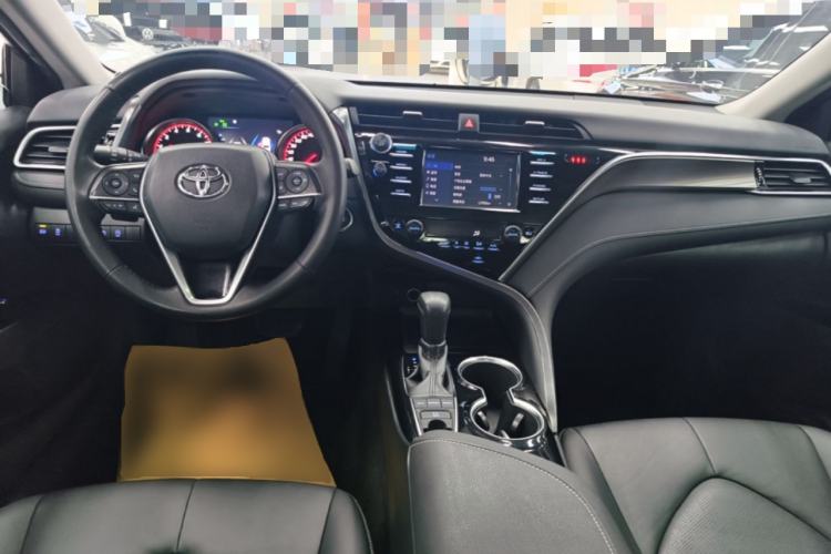 Used Toyota Camry 2018 2.5S Fēngshàng Edition Center Console