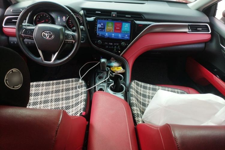 Used Toyota Camry 2018 2.5S Fēngshàng Edition Center Console