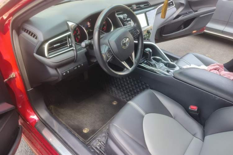 Used Toyota Camry 2018 2.0S FENGSHANG Edition Driver Seat