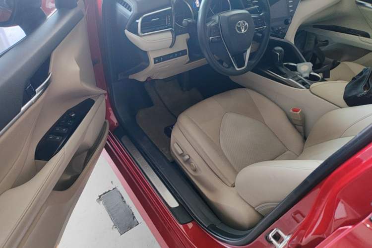 Used Toyota Camry 2018 2.5G Luxury Edition Driver Seat