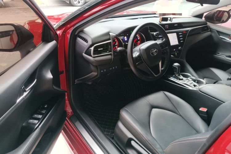 Used Toyota Camry 2018 2.0S FENGSHANG Edition Driver Seat