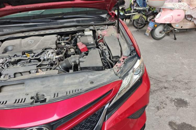 Used Toyota Camry 2018 2.5S Fēngshàng Edition Engine Bay Left