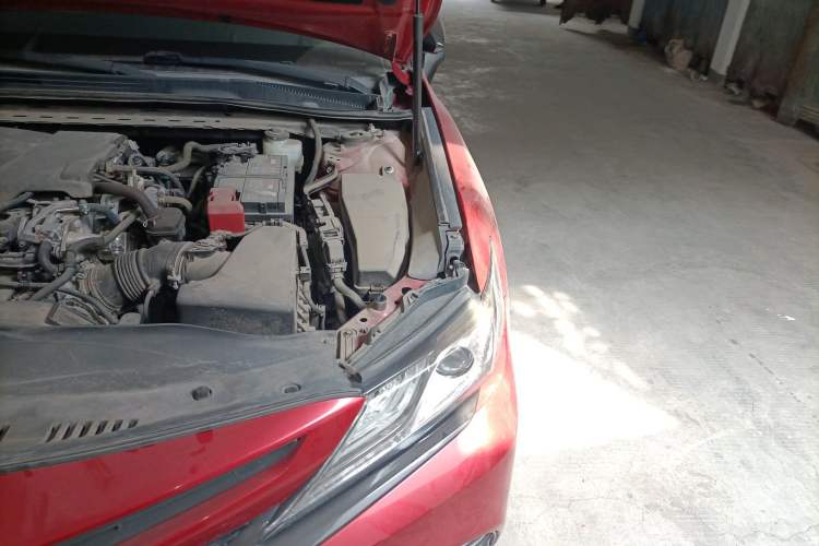 Used Toyota Camry 2018 2.5S Fēngshàng Edition Engine Bay Left