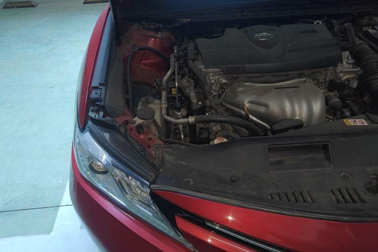 Used Toyota Camry 2018 2.0G Luxury Edition Engine Bay Right