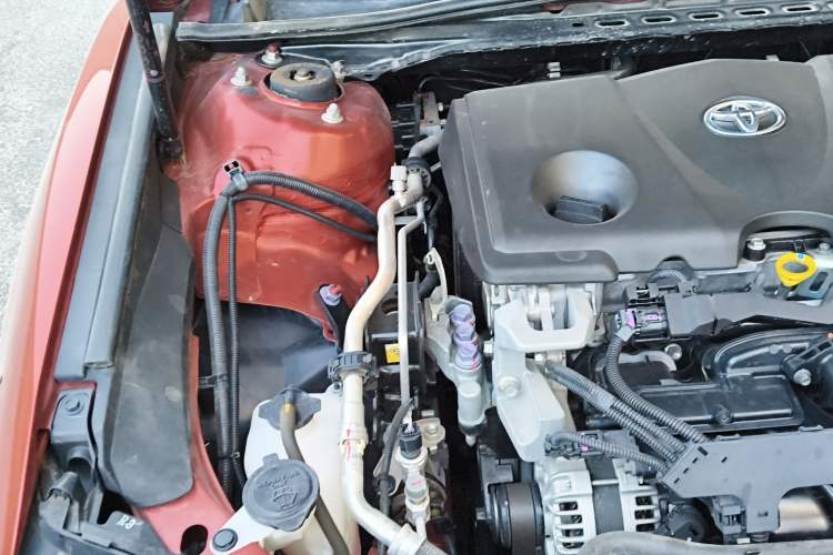 Used Toyota Camry 2018 2.5S Fēngshàng Edition Engine Bay Right