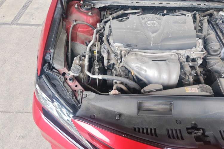 Used Toyota Camry 2018 2.0S FENGSHANG Edition Engine Bay Right