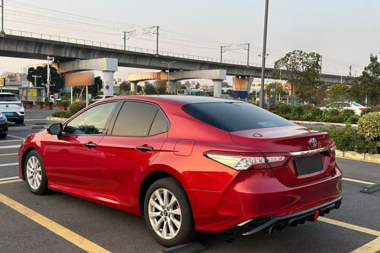 Used Toyota Camry 2018 2.0G Luxury Edition Exterior 12