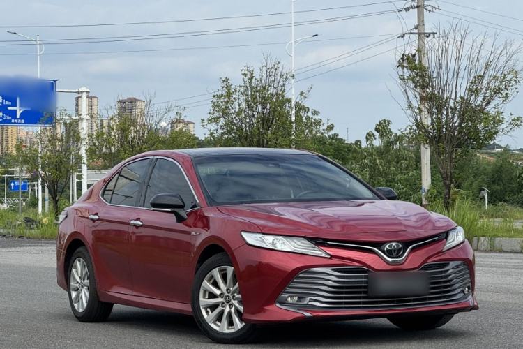 Used Toyota Camry 2018 2.0G Luxury Edition Exterior 2
