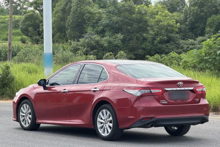 Used Toyota Camry 2018 2.0G Luxury Edition Exterior 3