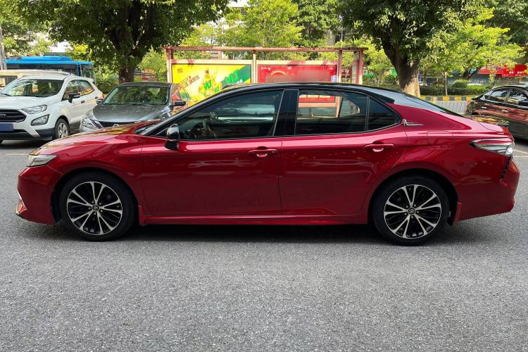 Used Toyota Camry 2018 2.0S FENGSHANG Edition Exterior 3