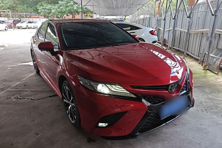 Used Toyota Camry 2018 2.5S Fēngshàng Edition Front Right 45 Deg