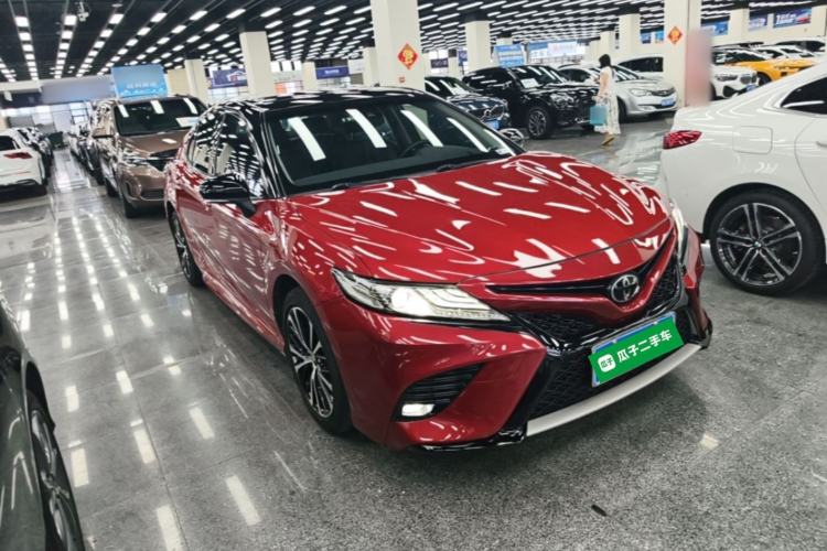 Used Toyota Camry 2018 2.5S Fēngshàng Edition Front Right 45 Deg
