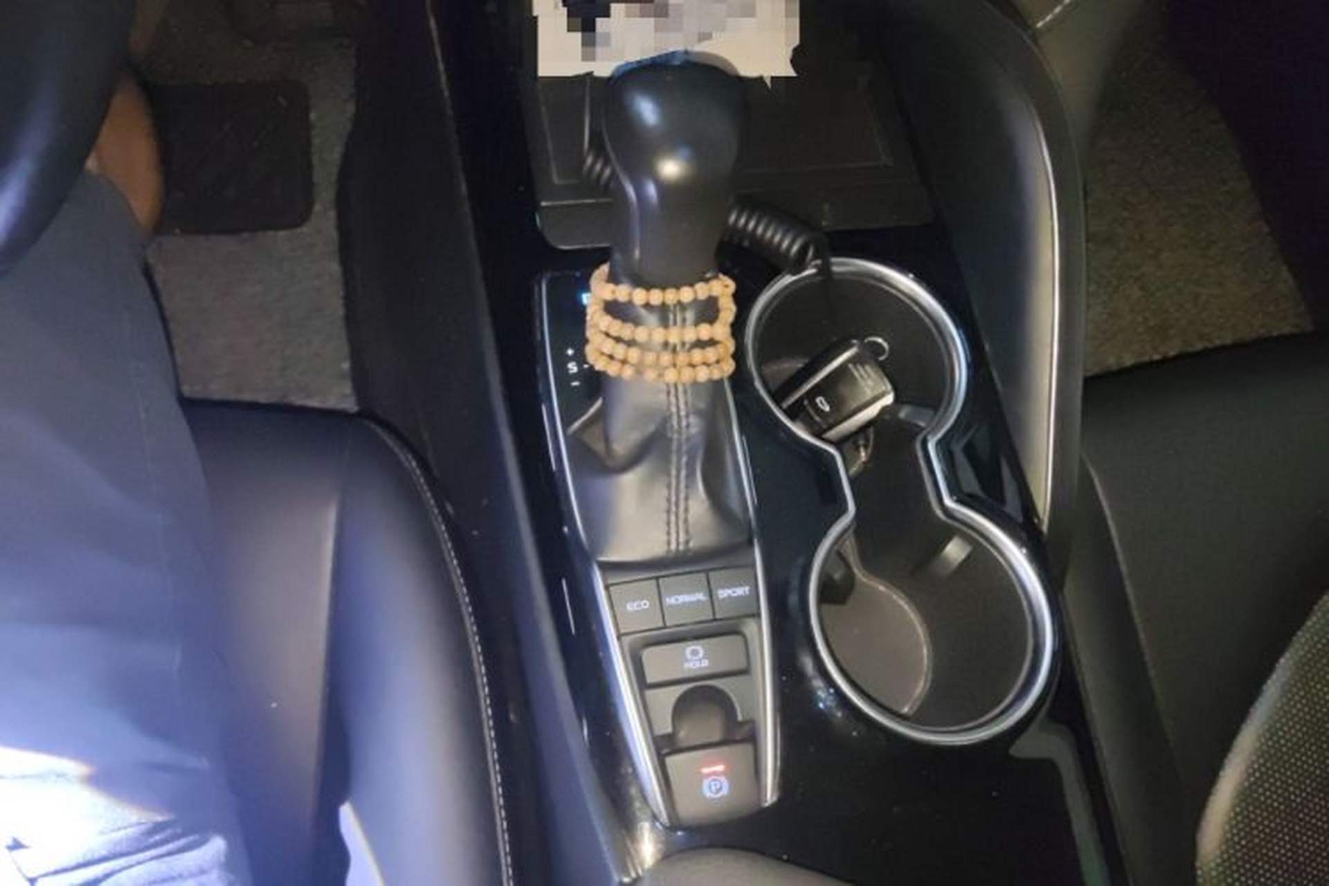 Used Toyota Camry 2018 2.5S Fēngshàng Edition Gear Lever