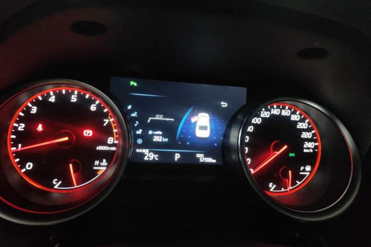 Used Toyota Camry 2018 2.5S Fēngshàng Edition Instrument Cluster