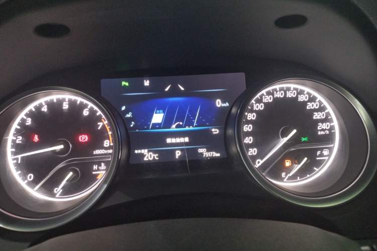 Used Toyota Camry 2018 2.5G Luxury Edition Instrument Cluster