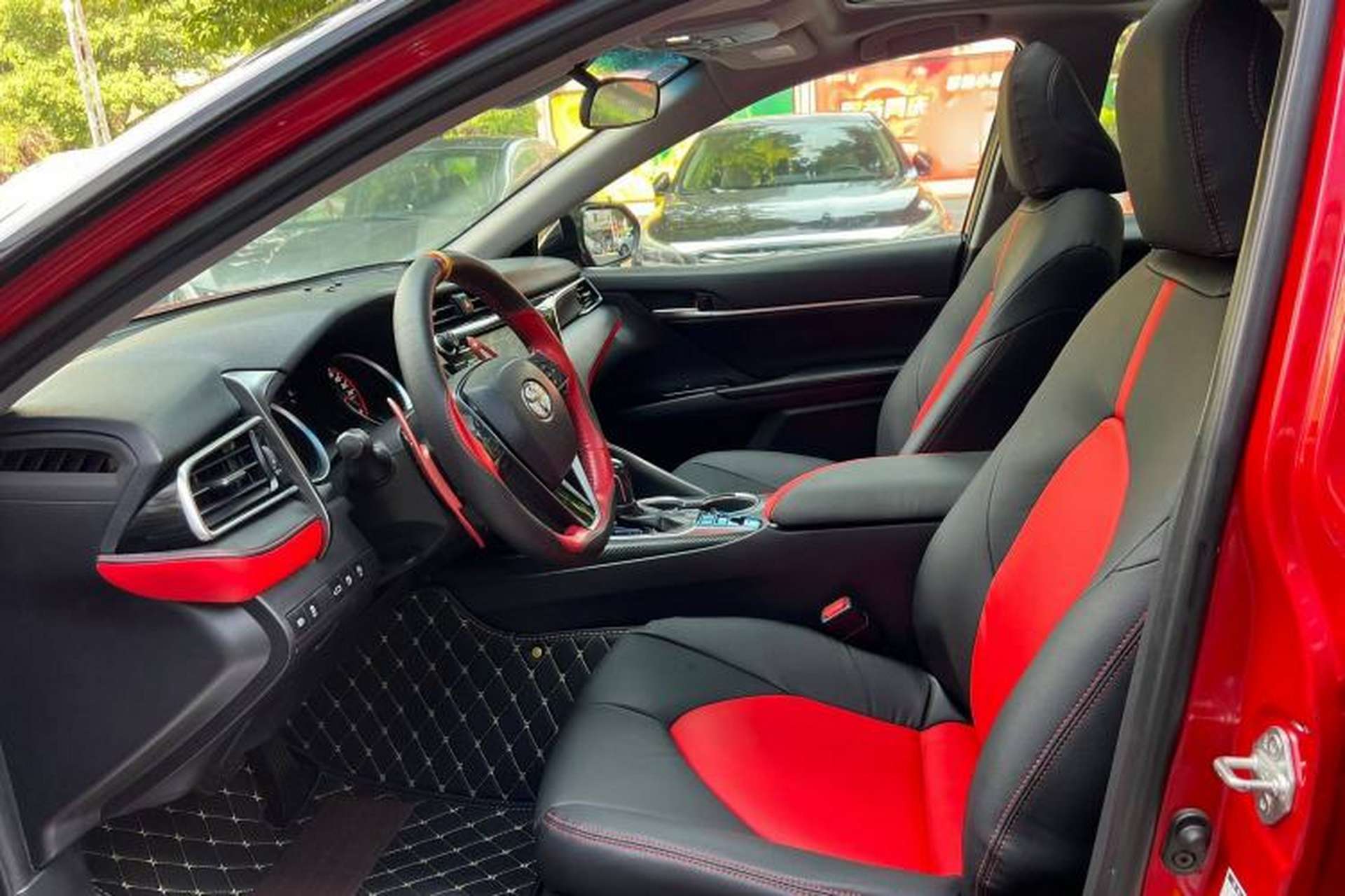 Used Toyota Camry 2018 2.0S FENGSHANG Edition Interior 2