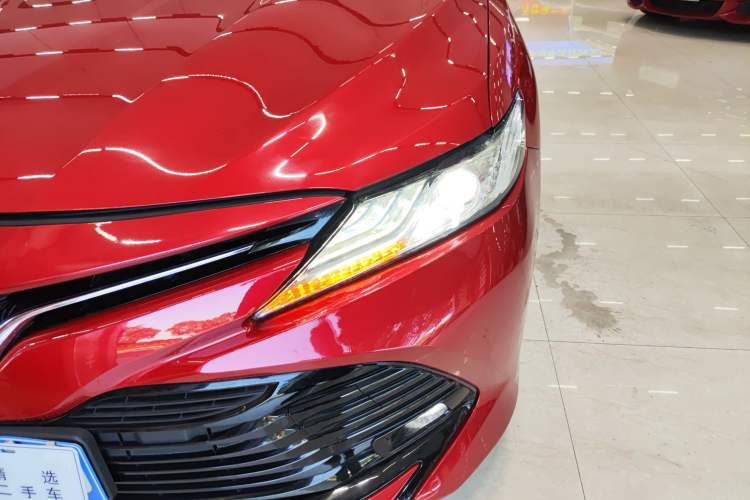 Used Toyota Camry 2018 2.0G Luxury Edition Left Front Headlight