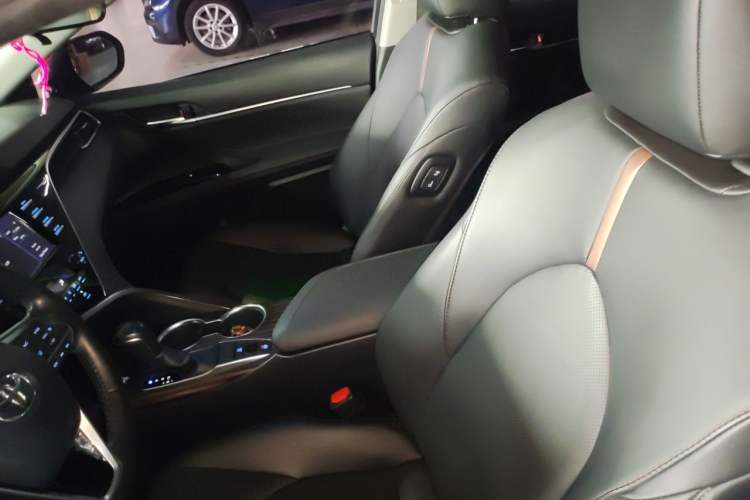 Used Toyota Camry 2018 2.0G Luxury Edition Left Front Seat