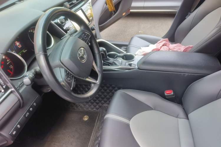 Used Toyota Camry 2018 2.0S FENGSHANG Edition Left Front Seat