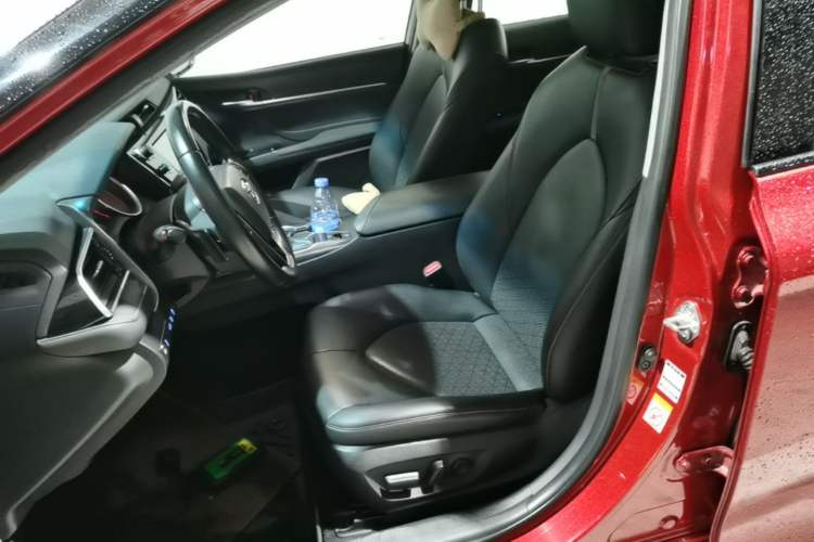 Used Toyota Camry 2018 2.5S Fēngshàng Edition Left Front Seat