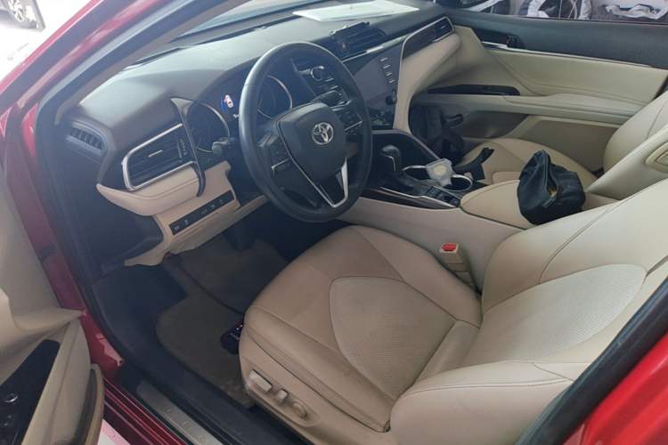 Used Toyota Camry 2018 2.5G Luxury Edition Left Front Seat