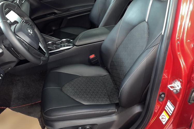 Used Toyota Camry 2018 2.5S Fēngshàng Edition Left Front Seat