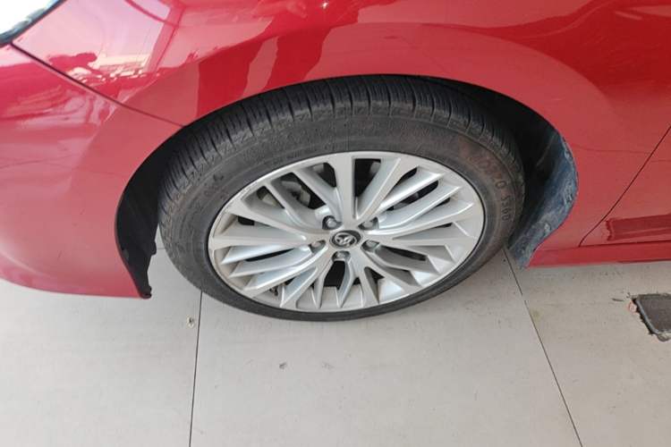 Used Toyota Camry 2018 2.5G Luxury Edition Left Front Wheel Hub