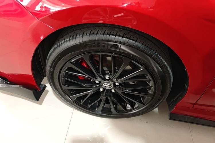Used Toyota Camry 2018 2.5S Fēngshàng Edition Left Front Wheel Hub
