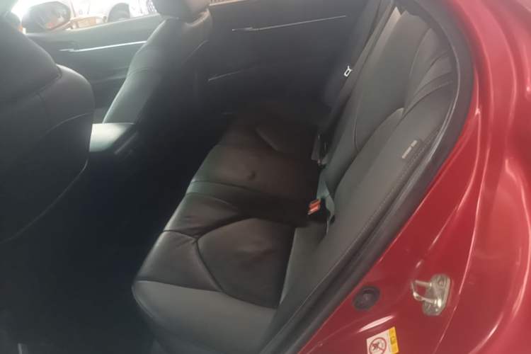 Used Toyota Camry 2018 2.5S Fēngshàng Edition Left Rear Seat
