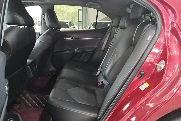 Used Toyota Camry 2018 2.5S Fēngshàng Edition Left Rear Seat