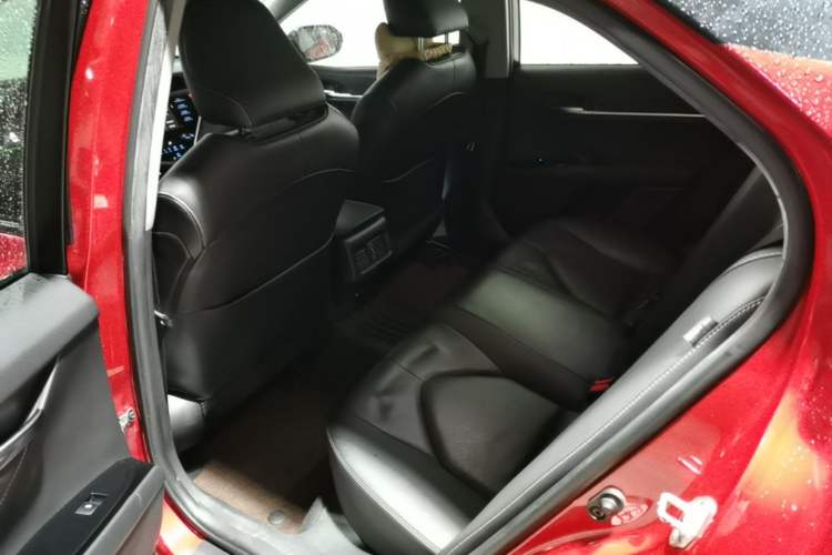 Used Toyota Camry 2018 2.5S Fēngshàng Edition Left Rear Seat