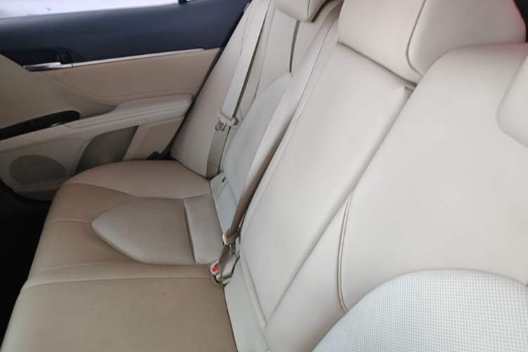 Used Toyota Camry 2018 2.5G Luxury Edition Left Rear Seat