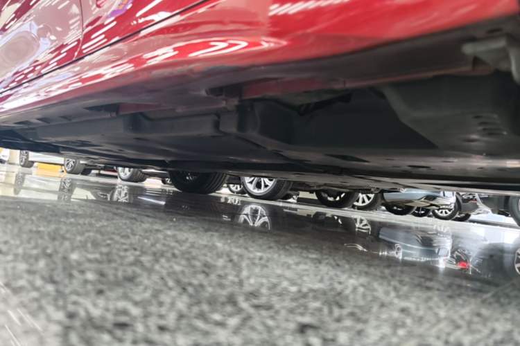 Used Toyota Camry 2018 2.5S Fēngshàng Edition Left Side Sill