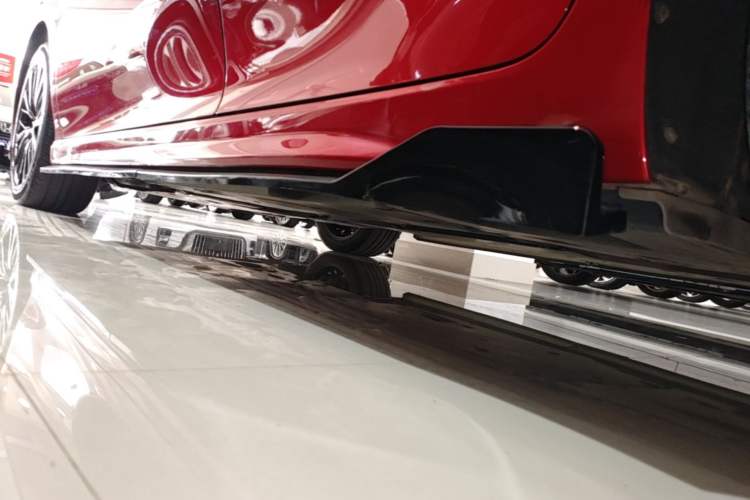 Used Toyota Camry 2018 2.5S Fēngshàng Edition Left Side Sill