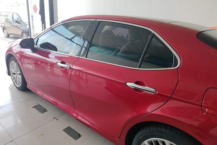 Used Toyota Camry 2018 2.5G Luxury Edition Rear Left 45 Deg