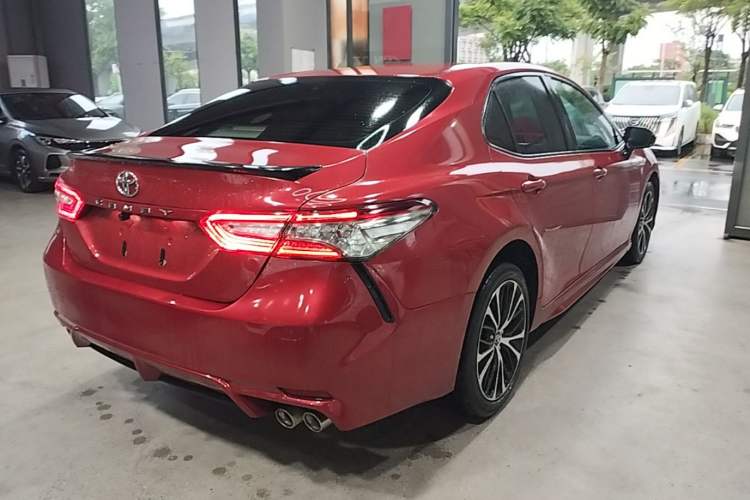 Used Toyota Camry 2018 2.5S Fēngshàng Edition Rear Right 45 Deg